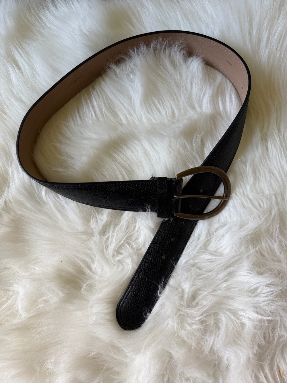 Loft Classic Black Leather Women's Belt with Gold Buckle XS
